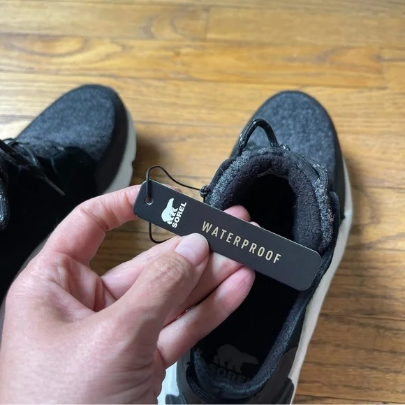 NEW Sorel Kinetic RNEGD Caribou Waterproof Boot Black NL4398 Size 8 NWT - Picture 8 of 8